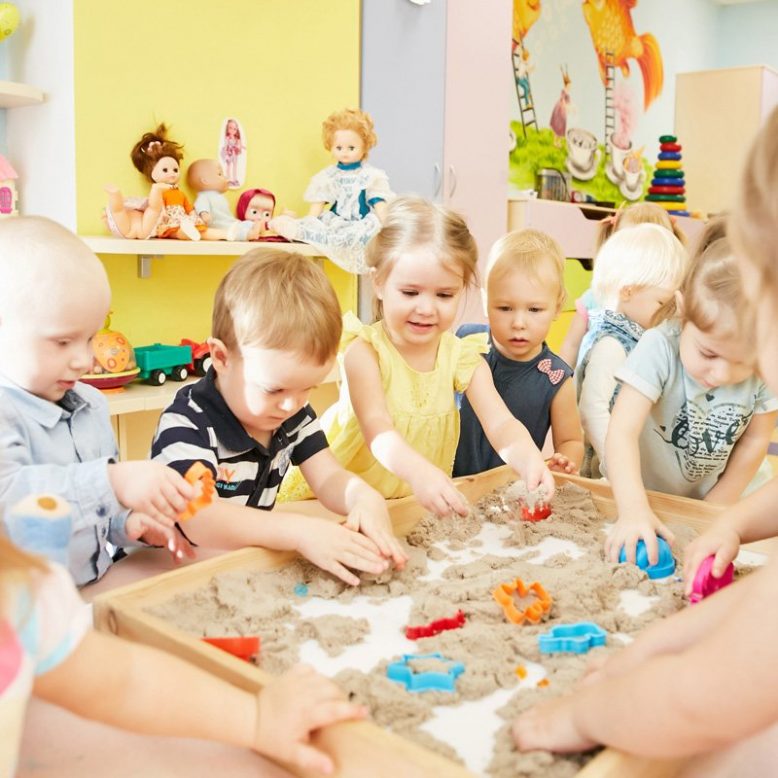 1829587373763844_2050