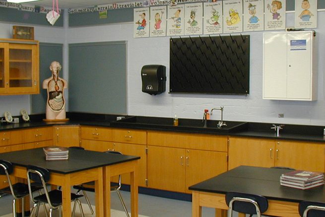 лабораторная комната в школе